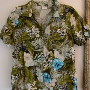 Women’s shirt